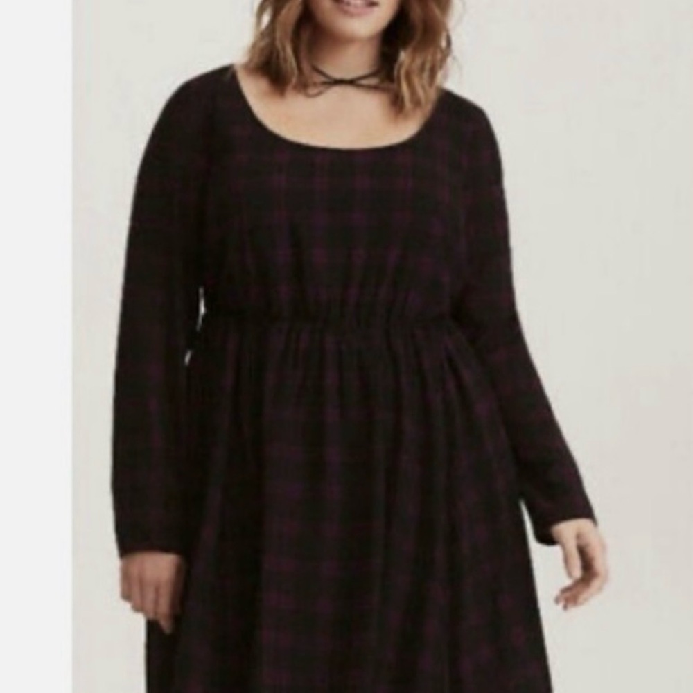 Torrid Purple Black Dress Long Sleeve Plaid Cross Back Womens
Size 2